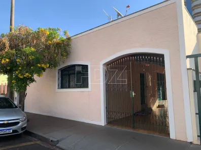 Casa com 5 Quartos à venda, 248m² no Centro, Araraquara