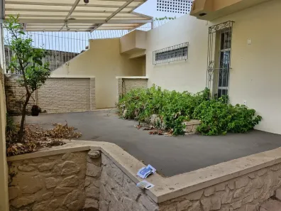 Imóvel Comercial com 6 Quartos para alugar, 171m² no Caminho das Árvores, Salvador