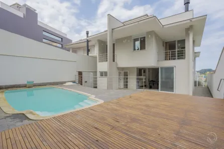 Casa com 4 Quartos à venda, 341m² no Pedra Branca, Palhoça