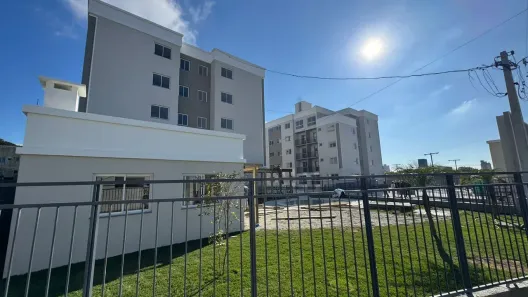 Apartamento com 2 Quartos para alugar, 52m² no Nossa Senhora do Rosário, São José