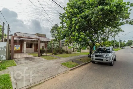 Casa com 3 Quartos à venda, 182m² no Guarujá, Porto Alegre
