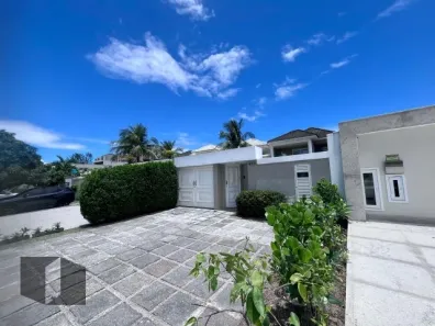 Casa de Condomínio com 4 Quartos à venda, 350m² no Barra da Tijuca, Rio de Janeiro