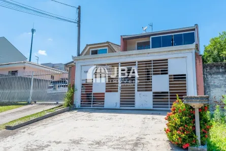 Sobrado com 4 Quartos à venda, 240m² no Uberaba, Curitiba