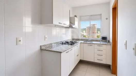 Apartamento com 2 Quartos para alugar, 105m² no Vila Nova, Blumenau