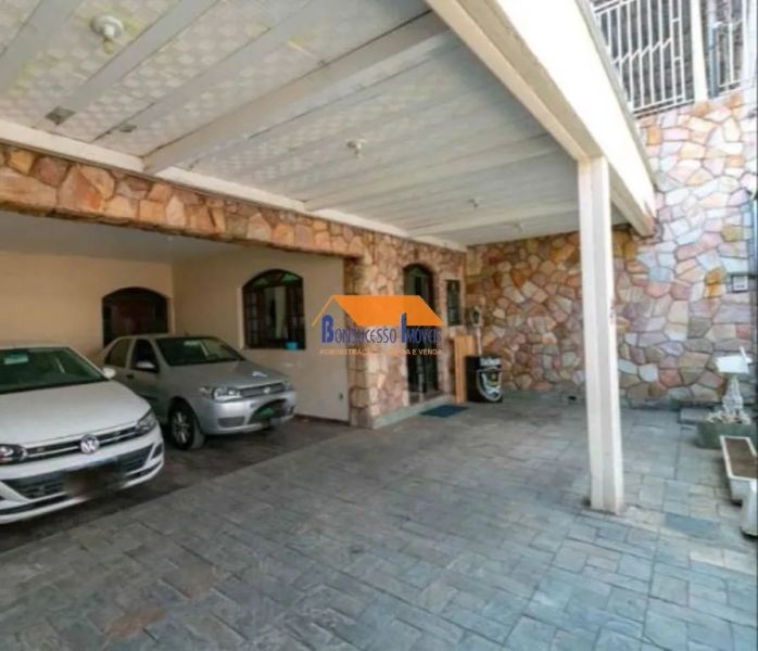 Casa com 9 quartos — Ipiranga, Belo Horizonte