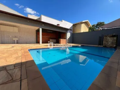 Casa com 4 Quartos para alugar, 239m² no Parque Santa Cecília, Piracicaba
