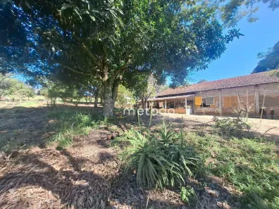 Fazenda/Sítio com 3 Quartos à venda, 200m² no Chácaras Guanabara, Guararema