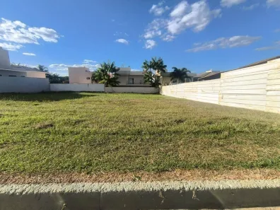 Lote/Terreno à venda, 420m² no Condomínio Vale dos Pássaros, Anápolis
