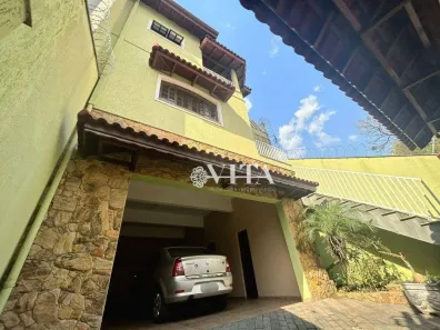 Sobrado com 4 Quartos à venda, 247m² no Vila Galvão, Guarulhos