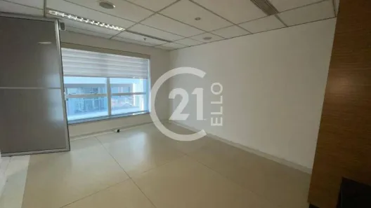 Sala Comercial para alugar, 132m² no Vila Nova Conceição, São Paulo