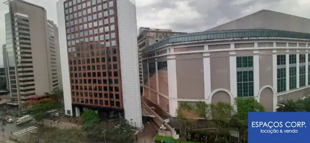 Sala Comercial para alugar, 489m² no Vila Olímpia, São Paulo