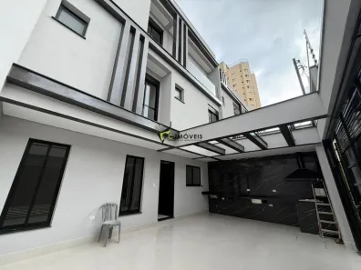 Sobrado com 4 Quartos à venda, 135m² no Santa Teresinha, São Paulo