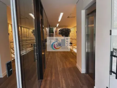 Sala Comercial para alugar, 685m² no Vila Olímpia, São Paulo