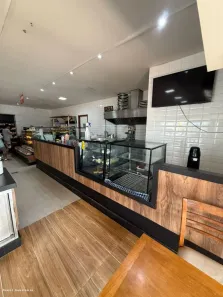 Imóvel Comercial à venda, 160m² no Jardim Céu Azul, Valparaíso de Goiás