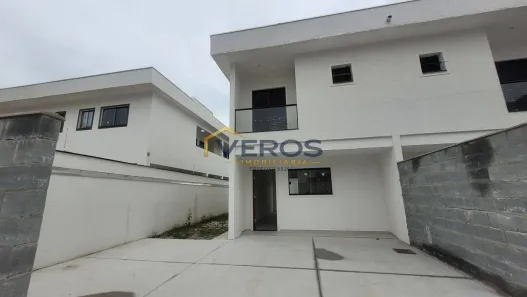 Casa com 2 Quartos à venda, 74m² no Estância Balneária Hawai, Caraguatatuba
