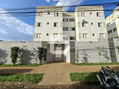 Apartamento com 3 Quartos para alugar, 60m² no Presidente Roosevelt, Uberlândia