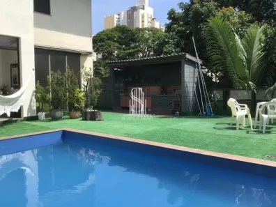 Casa com 4 Quartos à venda, 520m² no Pacaembu, São Paulo