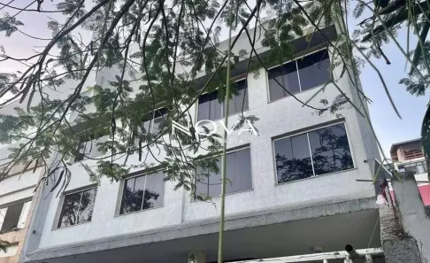 Prédio Comercial com 14 Quartos à venda, 600m² no São Francisco, Niterói