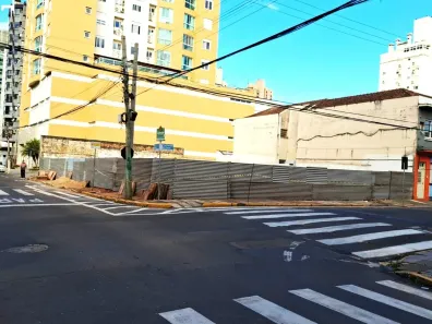 Lote/Terreno à venda, 740m² no Centro, São Leopoldo