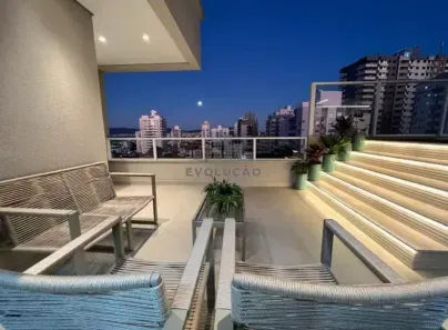 Cobertura com 3 Quartos à venda, 215m² no Barreiros, São José