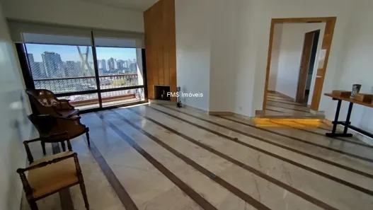 Apartamento com 3 Quartos para alugar, 490m² no Real Parque, São Paulo