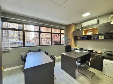 Sala Comercial à venda, 50m² no Centro Histórico, Porto Alegre