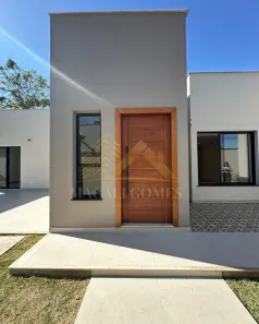 Casa com 2 Quartos à venda, 360m² no Praia de Carapebus, Serra