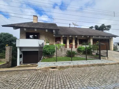 Casa com 7 Quartos à venda, 893m² no Petrópolis, Caxias do Sul