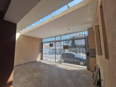 Sobrado com 3 Quartos para venda ou aluguel, 186m² no Vila Galvão, Guarulhos