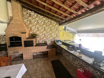 Fazenda/Sítio com 2 Quartos à venda, 150m² no Vila Industrial, São José dos Campos