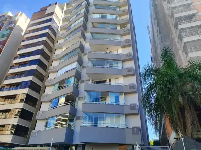 Apartamento com 3 Quartos para alugar, 100m² no Centro, Florianópolis