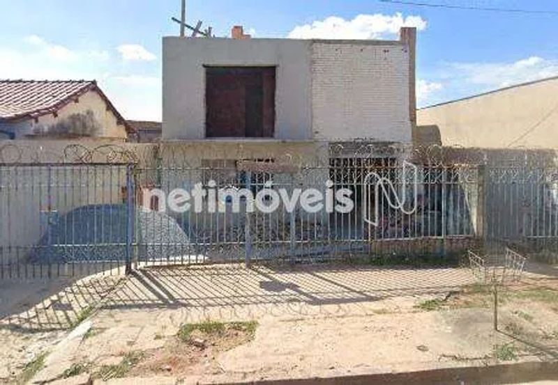 Casa com 1 quarto — Rio Branco, Belo Horizonte