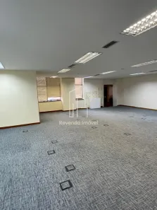 Sala Comercial para alugar, 202m² no Chácara Itaim, São Paulo