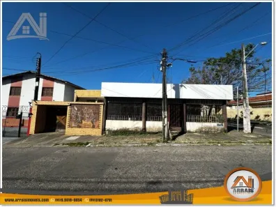 Casa com 4 Quartos à venda, 396m² no Montese, Fortaleza