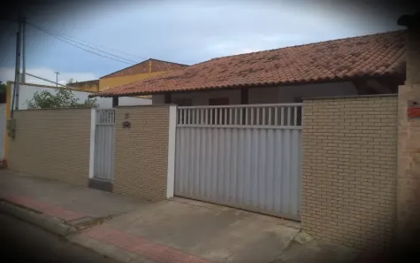 Casa com 3 Quartos para alugar, 155m² no Araçás, Vila Velha