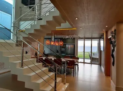 Casa de Condomínio com 3 Quartos à venda, 300m² no Parque Industrial, Maringá