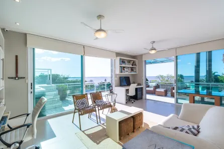 Casa de Condomínio com 3 Quartos à venda, 368m² no Vila Assunção, Porto Alegre