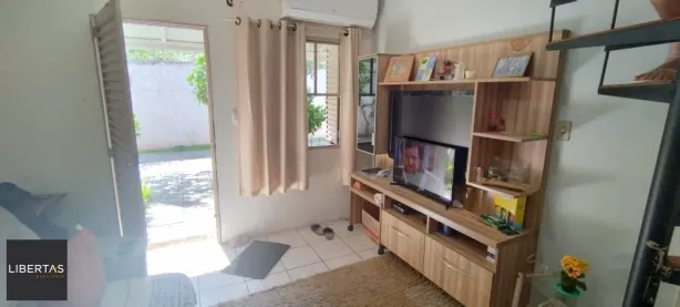 Casa de Condomínio com 2 Quartos à venda, 45m² no Guarujá, Porto Alegre