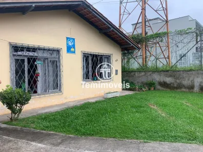 Casa com 3 Quartos à venda, 120m² no Glória, Joinville