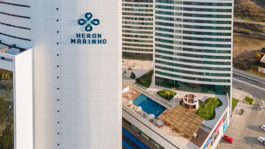 Apartamento com 3 Quartos à venda, 100m² no Vila Cabral, Campina Grande