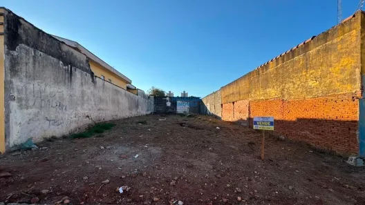 Lote/Terreno à venda, 300m² no Vila Operária, Rio Claro