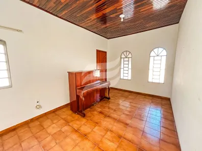Casa com 3 Quartos à venda, 185m² no Vila Nova, Araçatuba