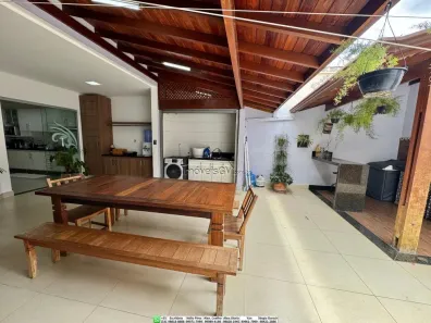 Casa com 3 Quartos à venda, 180m² no Ilha dos Araújos, Governador Valadares