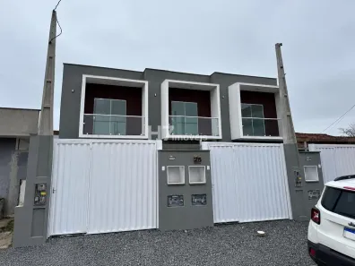 Casa com 3 Quartos para alugar, 117m² no Fátima, Joinville