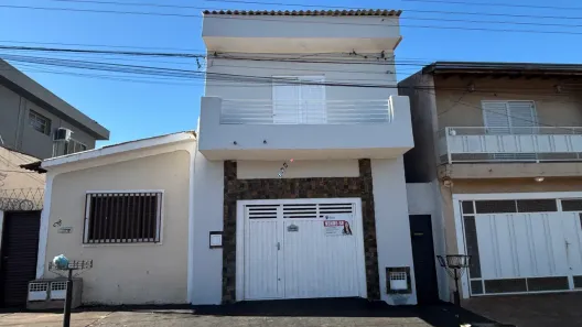 Casa com 3 Quartos à venda, 135m² no Centro, Jardinópolis