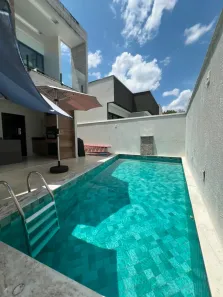 Casa de Condomínio com 4 Quartos à venda, 220m² no Ponta Negra, Manaus