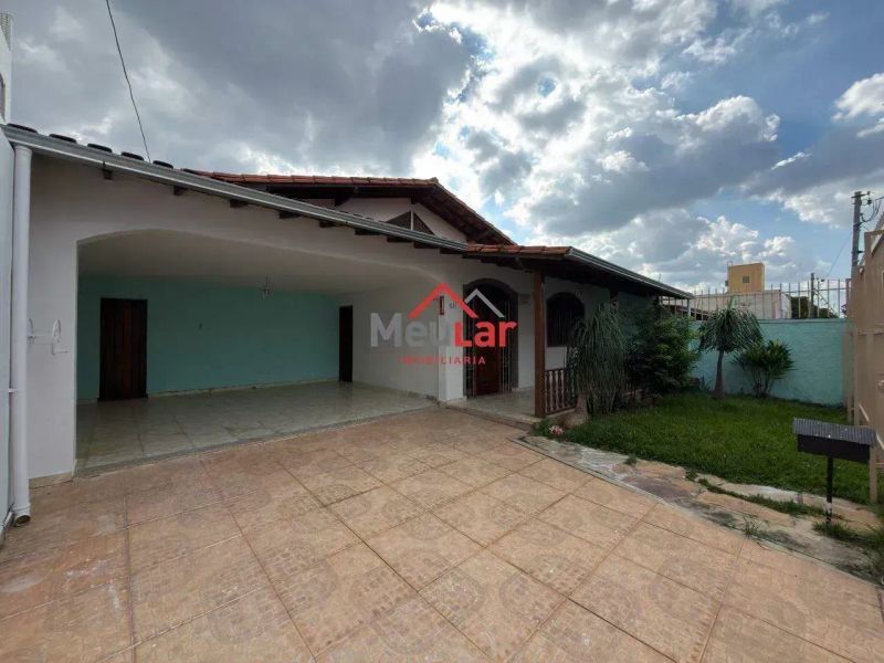 Casa com 4 quartos — Ouro Preto, Belo Horizonte