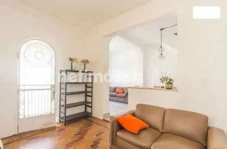 Casa com 5 Quartos para alugar, 250m² no Lourdes, Belo Horizonte
