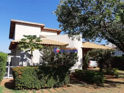 Casa de Condomínio com 3 Quartos para alugar, 270m² no Parque Residencial Damha, São José do Rio Preto