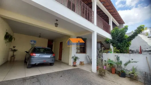 Casa com 4 Quartos à venda, 300m² no Alípio de Melo, Belo Horizonte